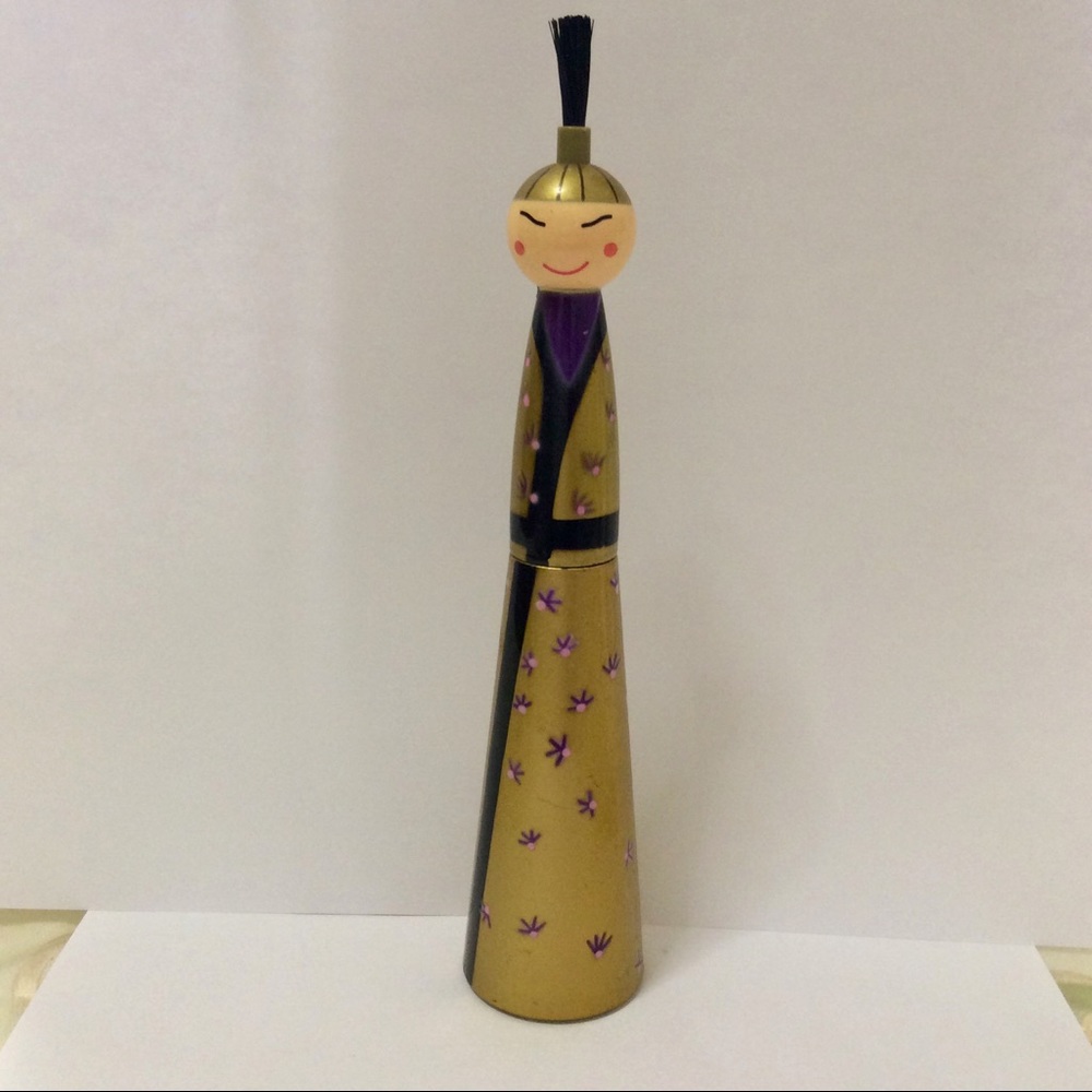 Oriental doll potato peeler